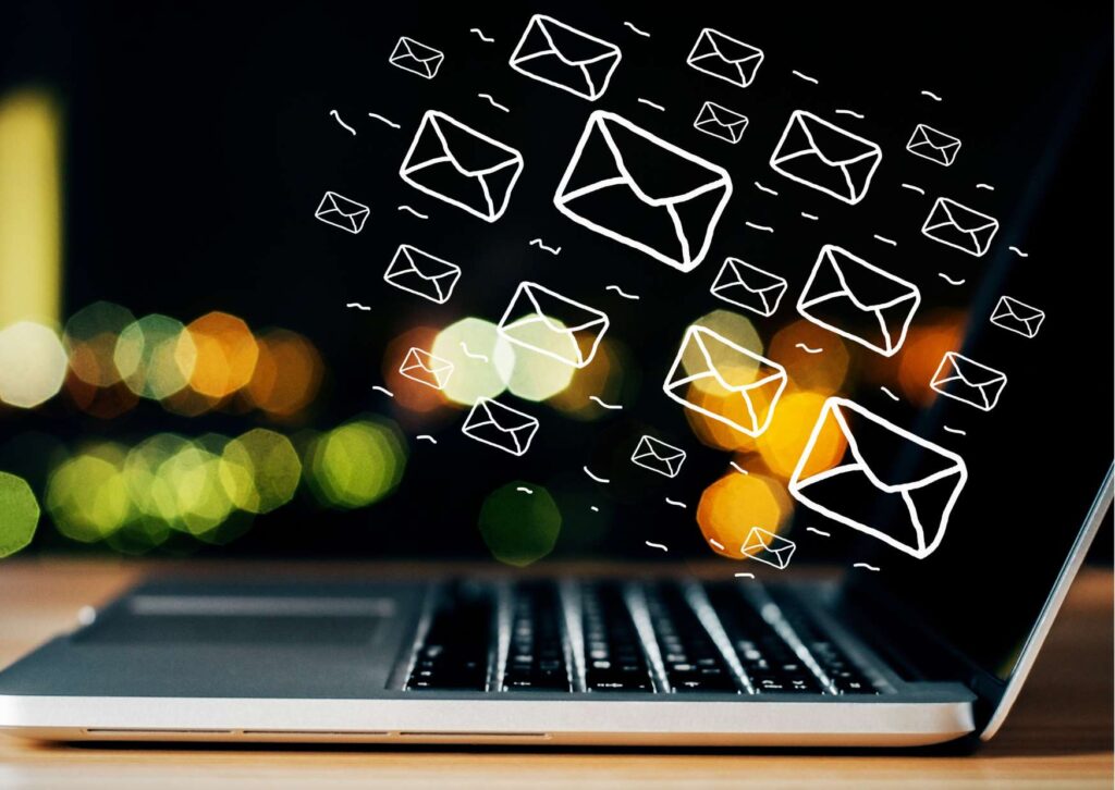 Engaging Email Marketing: Integrating Hellobar with MailChimp