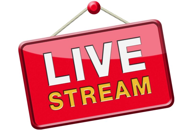 Live Streaming Games on Facebook