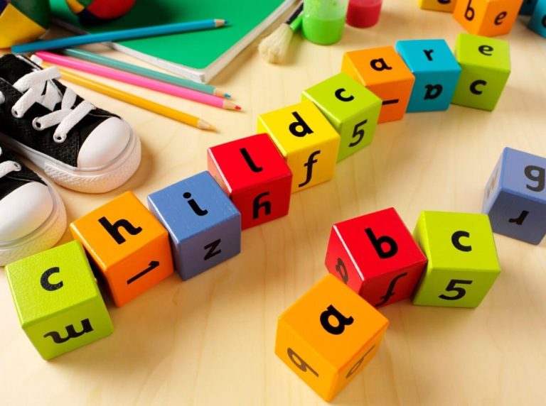 Finding the Right Online Childcare Course: Tips and Tricks